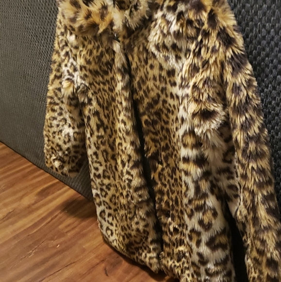 To small - Picture 1 of 3